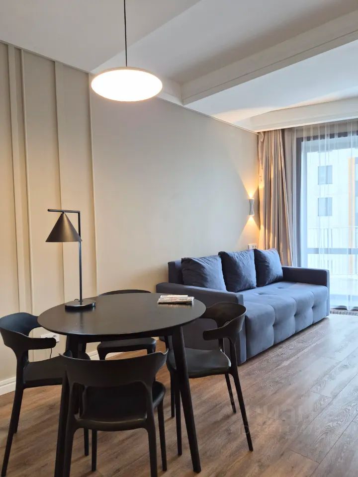 m. Narodnoe Opolchenie: Apartment, 2-rooms