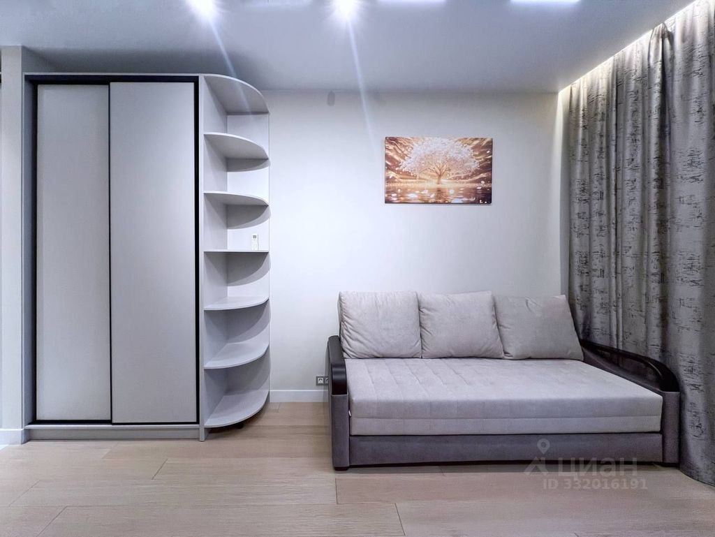 m. Moskva Tovarnaya: Apartment, studio