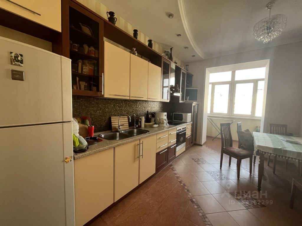 m. Smolenskaya: Apartment, 2-rooms