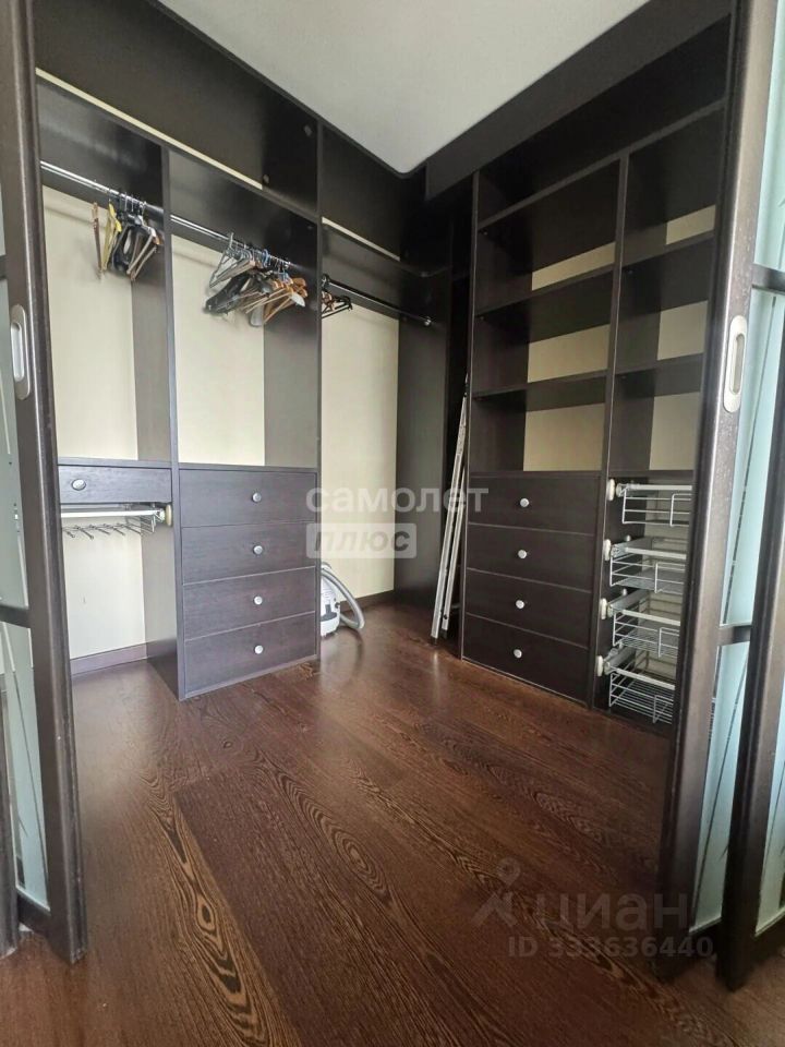 m. Khimki: Apartment, 3-rooms