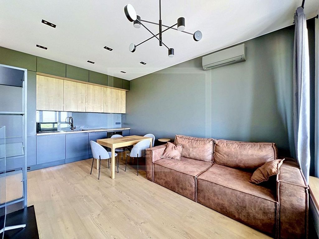 m. Grazhdanskaya: Apartment, 3-rooms