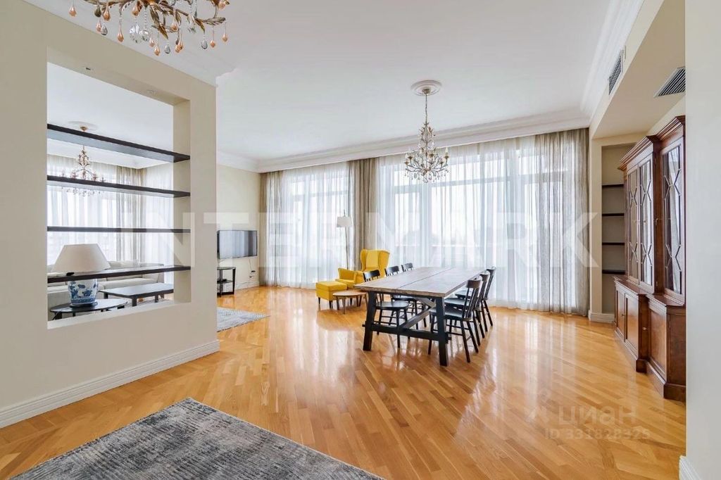 m. Arbatskaya: Apartment, 5-rooms