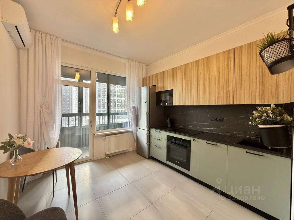 m. Oktyabrskoe pole: Apartment, 1-rooms