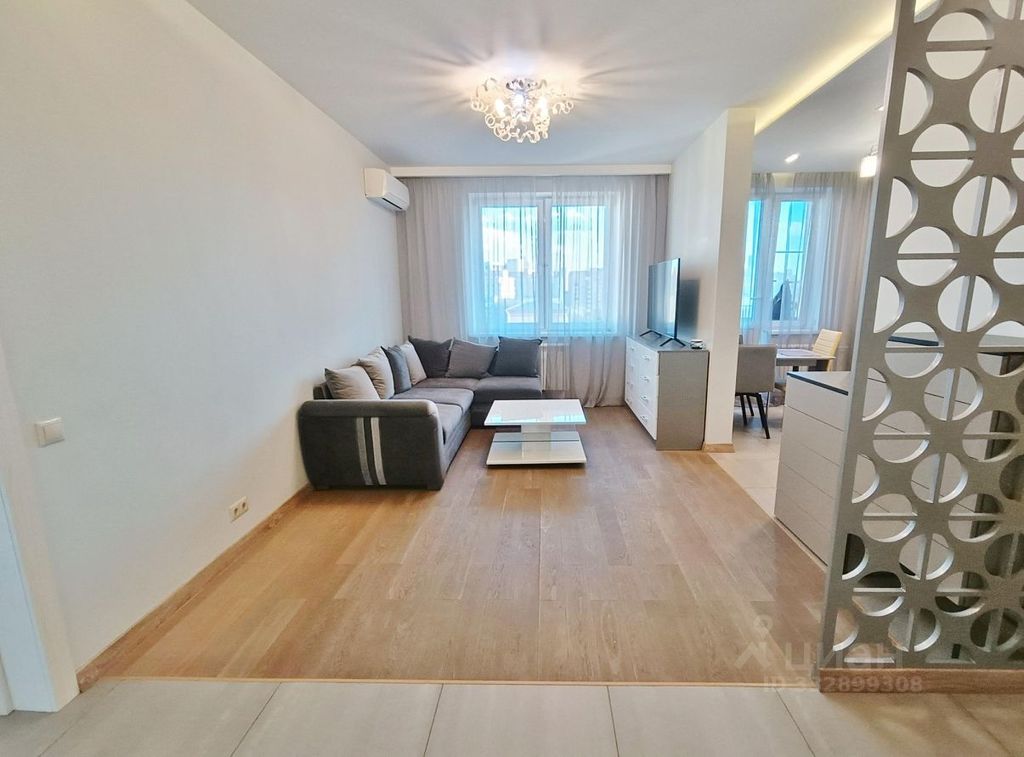 m. Ulitsa 1905 goda: Apartment, 2-rooms