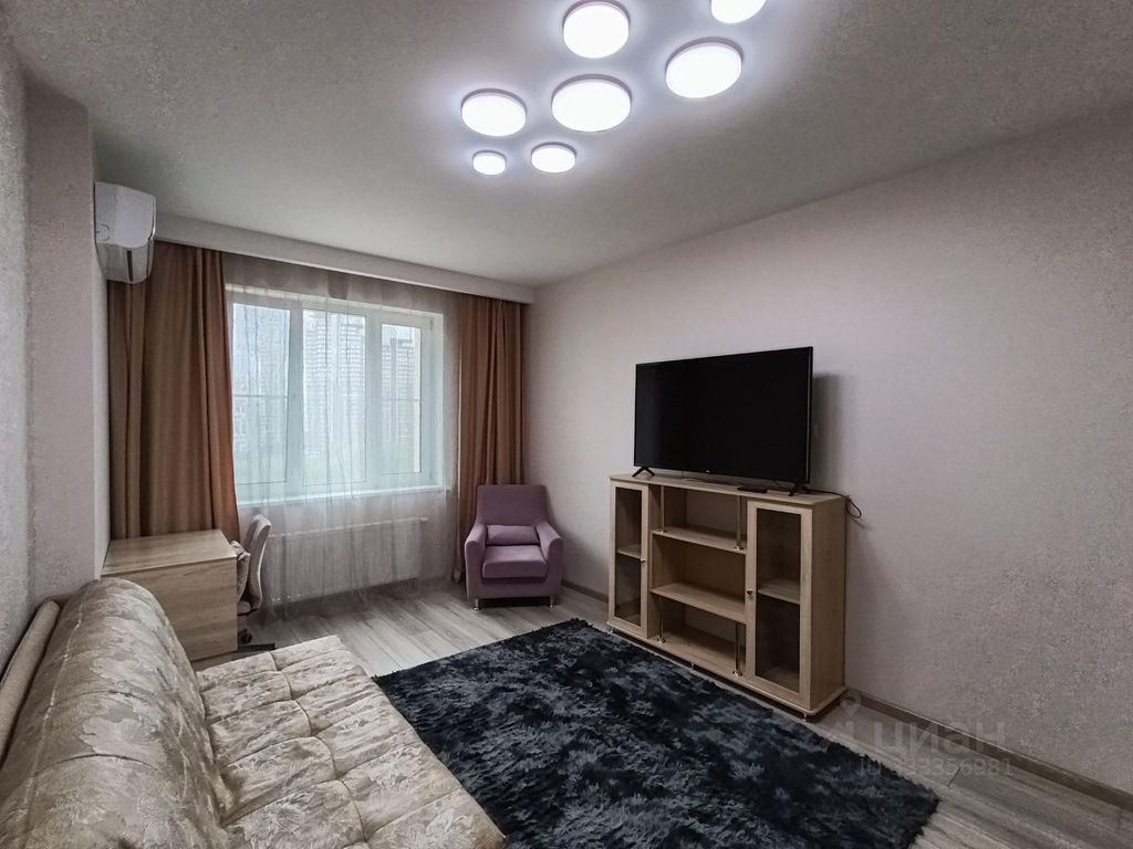 m. Aminyevskaya: Apartment, 2-rooms