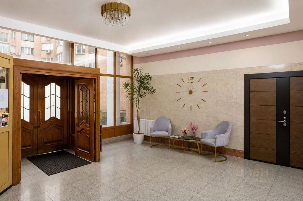 m. Barrikadnaya: Apartment, 2-rooms