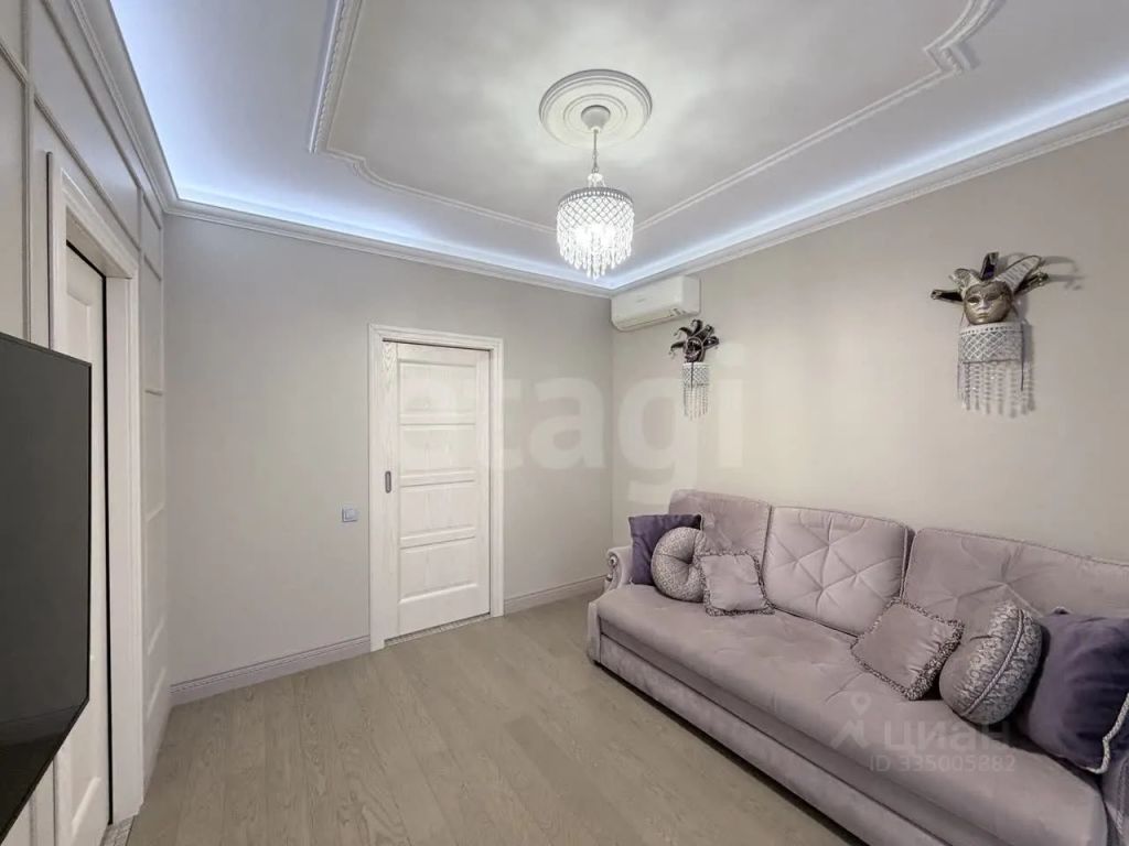 m. Ulitsa 1905 goda: Apartment, 2-rooms