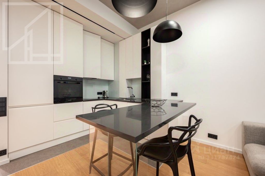 m. Novokuznetskaya: Apartment, 2-rooms