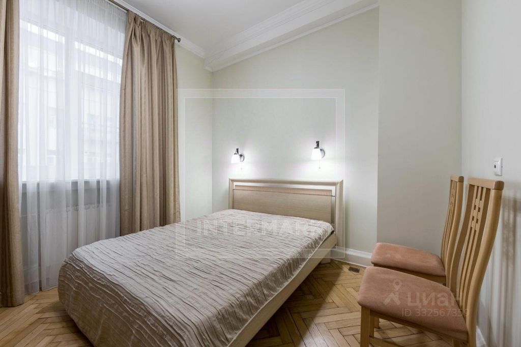 m. Smolenskaya: Apartment, 2-rooms