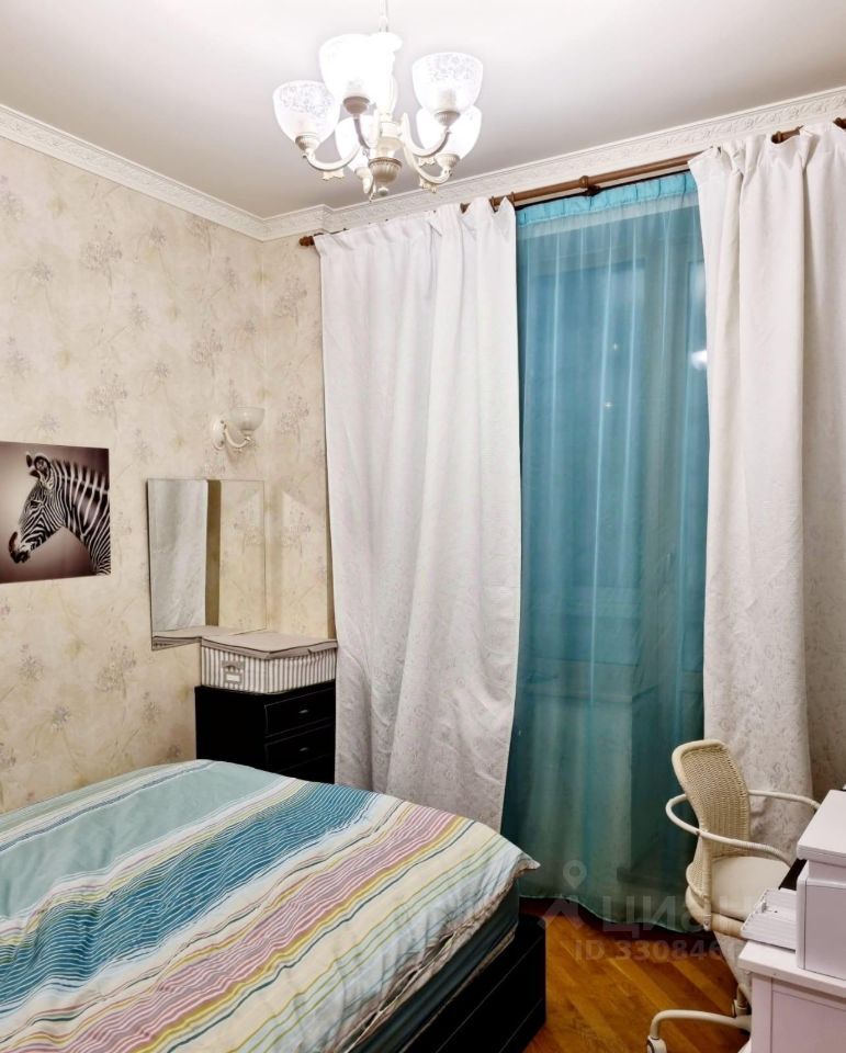 m. Baumanskaya: Apartment, 2-rooms