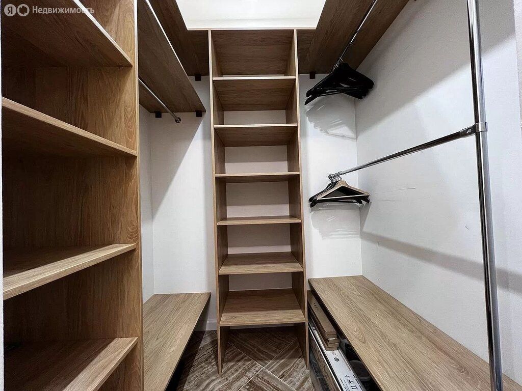 m. Oktyabrskoe pole: Apartment, 1-rooms