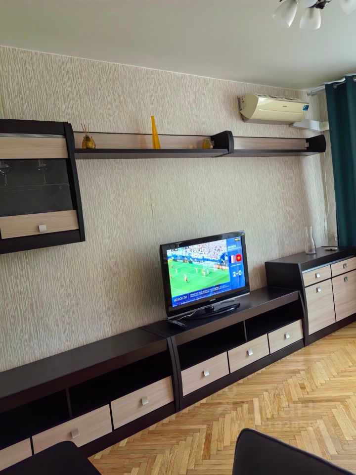 m. Mendeleevskaya: Apartment, 2-rooms