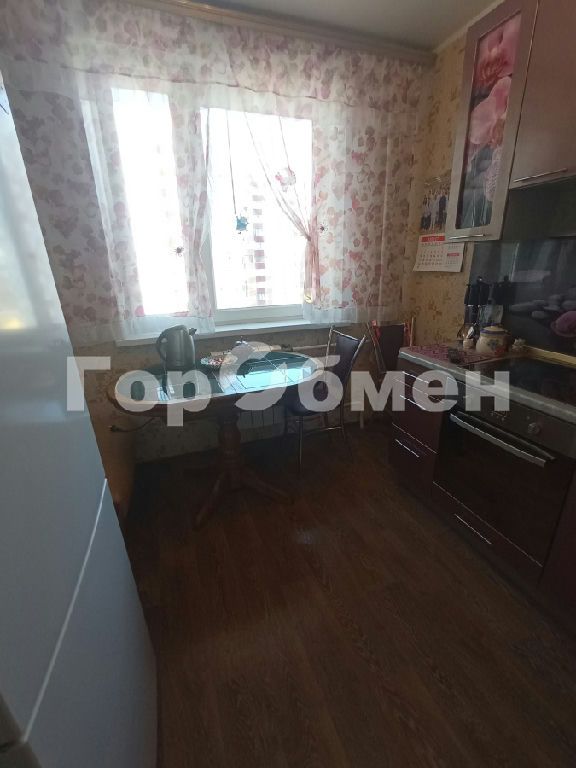 m. Novoperedelkino: Apartment, 2-rooms