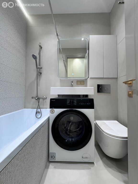m. Shelepikha: Apartment, studio
