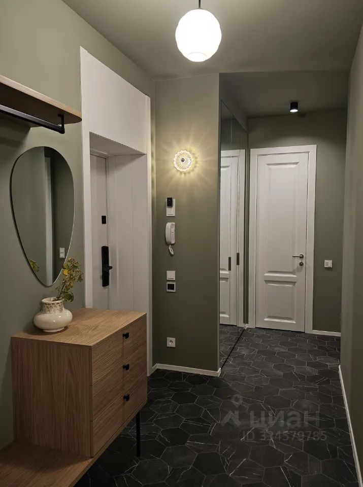 m. Barrikadnaya: Apartment, 2-rooms