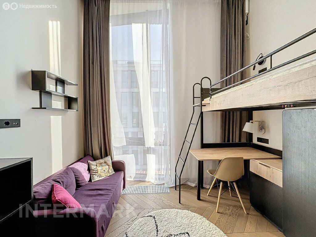 m. Mendeleevskaya: Apartment, 4-rooms