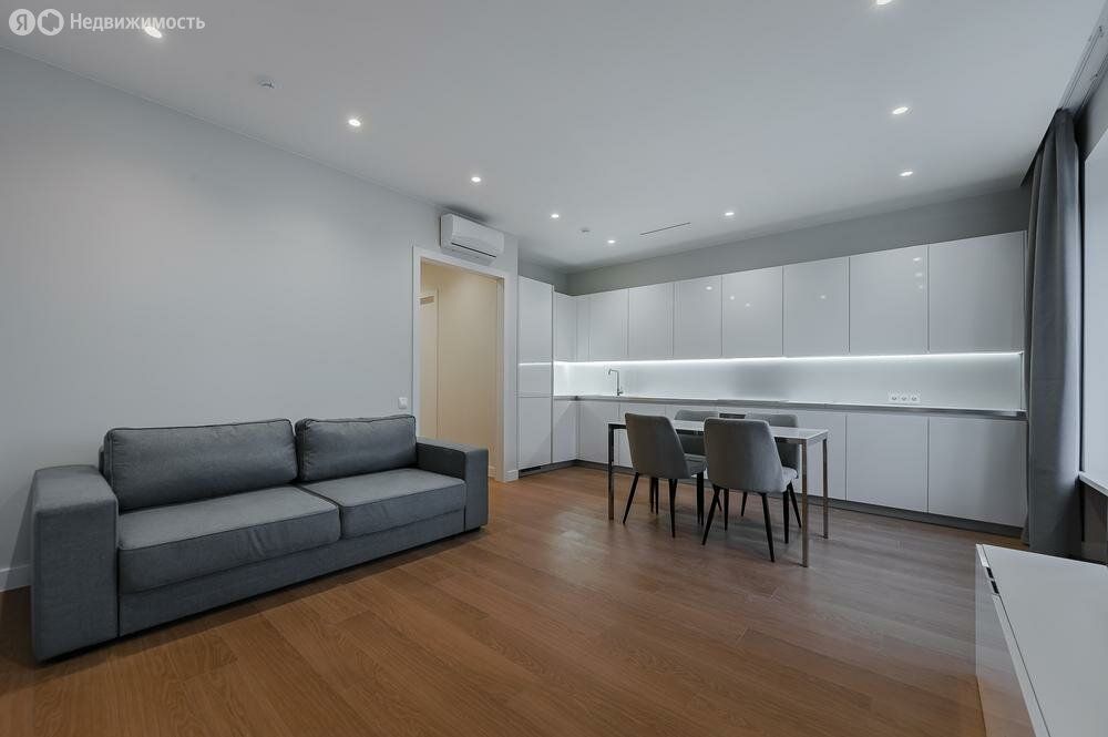 m. Bagrationovskaya: Apartment, studio