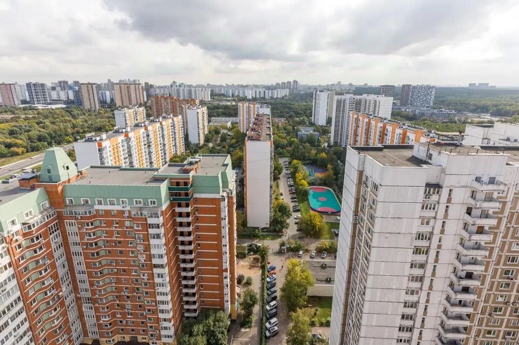 m. Ozernaya: Apartment, 3-rooms