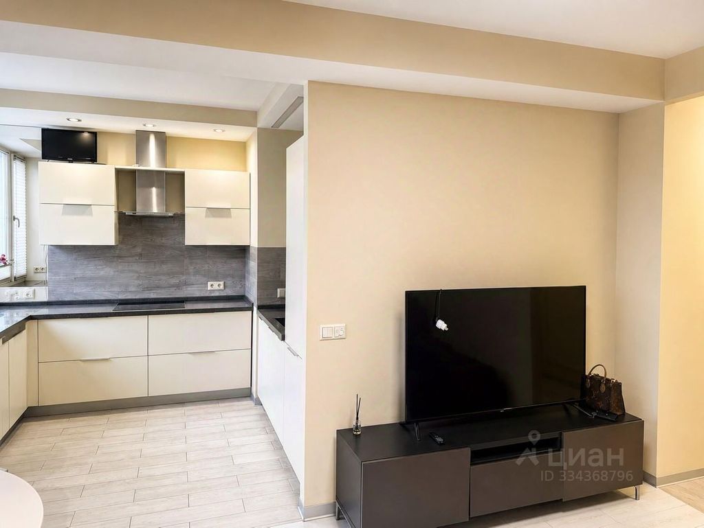 m. Arbatskaya: Apartment, 2-rooms