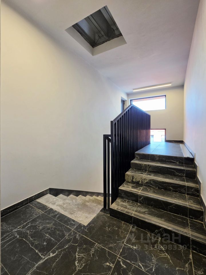 m. ZIL: Apartment, 1-rooms