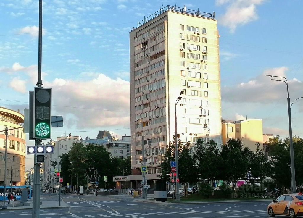 m. Mayakovskaya: Apartment, 1-rooms