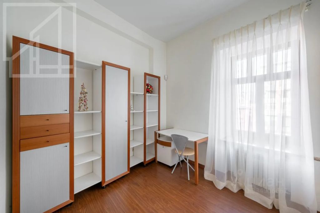 m. Trubnaya: Apartment, 3-rooms