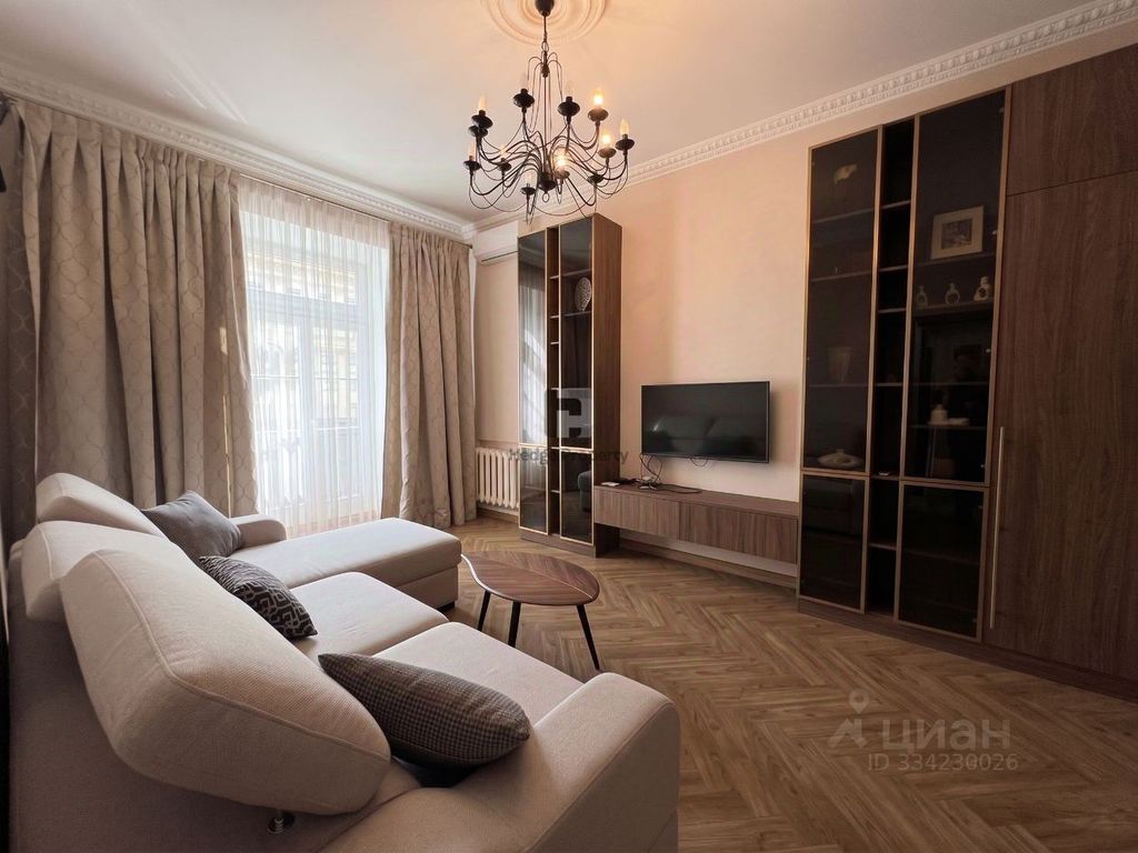 m. Mayakovskaya: Apartment, 2-rooms