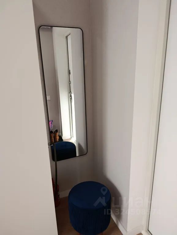 m. Vodniki: Apartment, studio