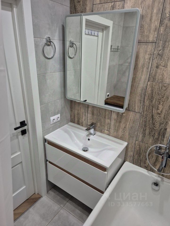m. Dmitrovskaya: Apartment, 2-rooms