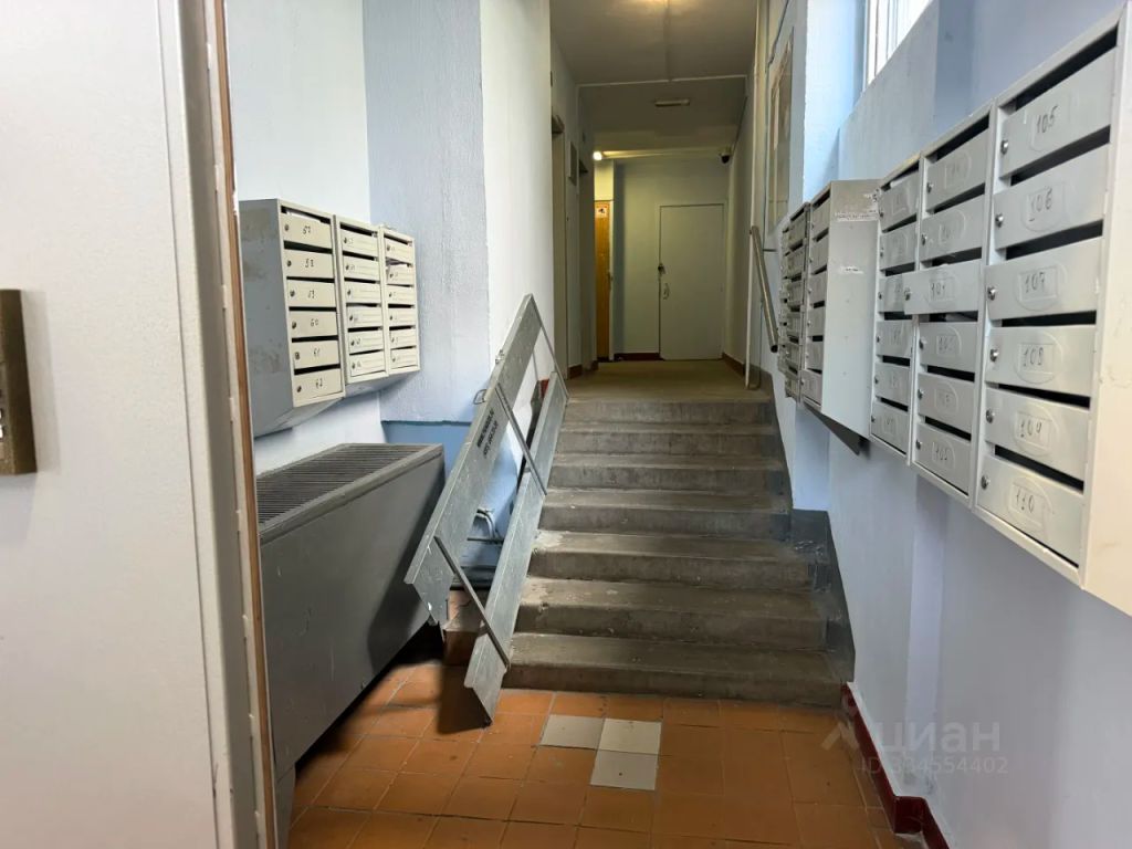m. Dubrovka: Apartment, 1-rooms