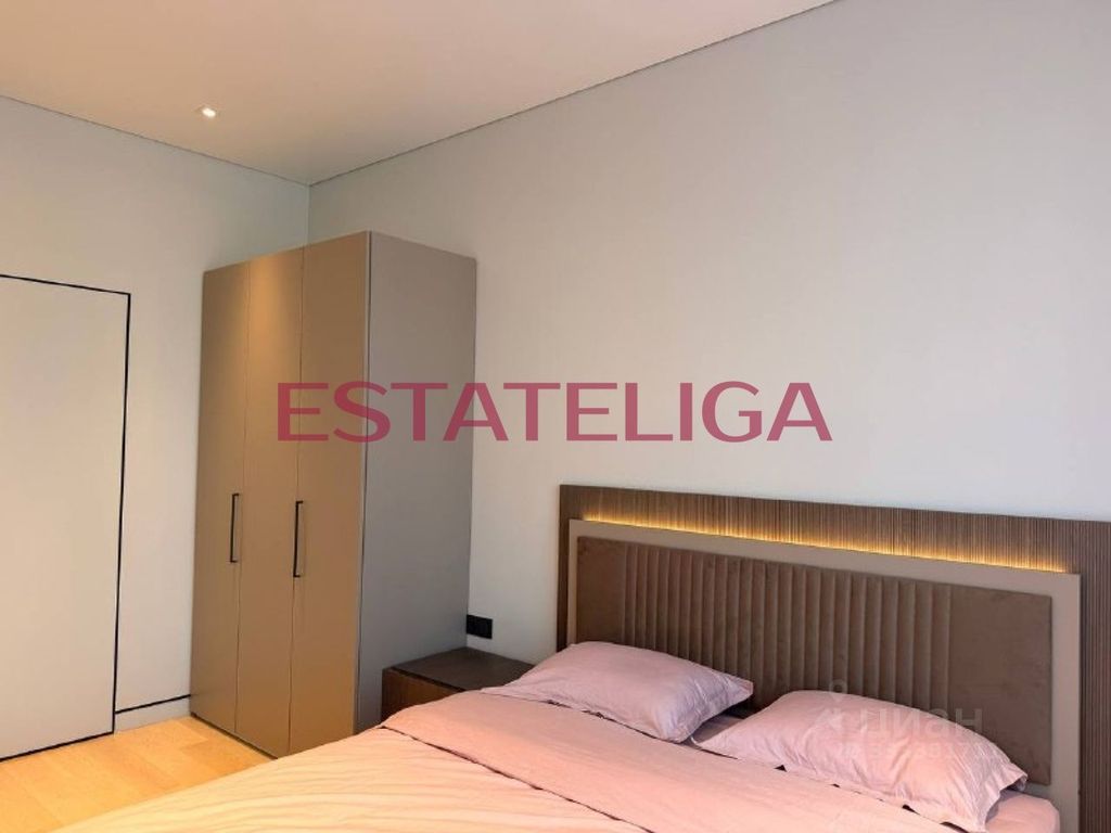 m. Michurinsky prospekt: Apartment, 3-rooms