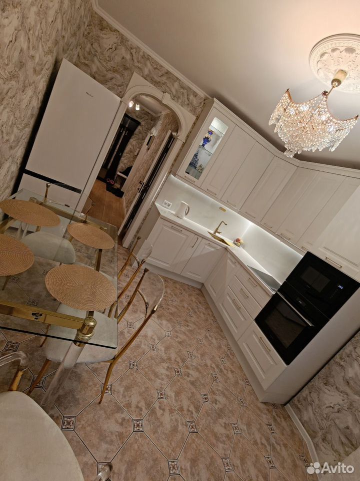 m. Krasnogorskaya: Apartment, 3-rooms