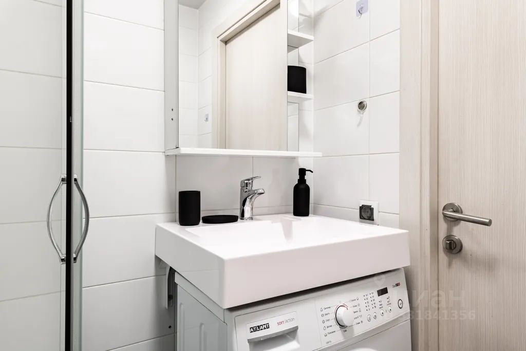 m. Aminyevskaya: Apartment, studio