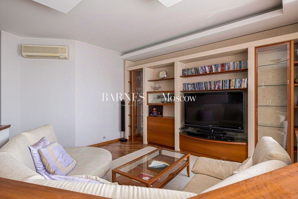 m. Novatorskaya: Apartment, 3-rooms