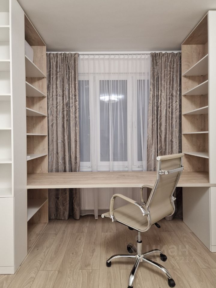 m. Oktyabrskoe pole: Apartment, 1-rooms