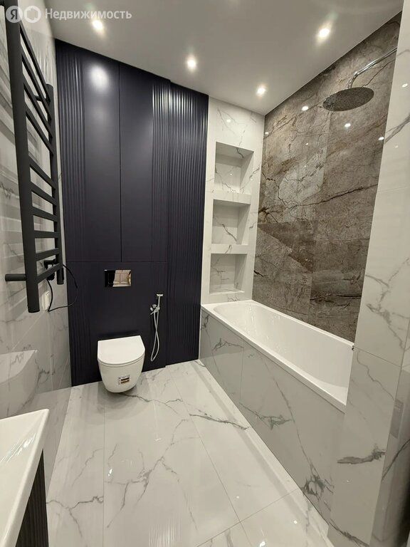 m. Serp i Molot: Apartment, 2-rooms