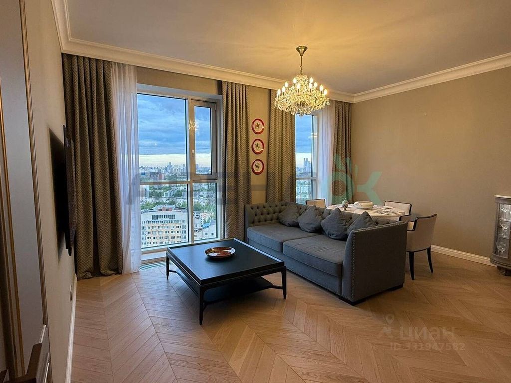 m. Narodnoe Opolchenie: Apartment, 2-rooms