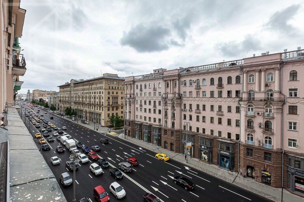 m. Mayakovskaya: Apartment, 3-rooms