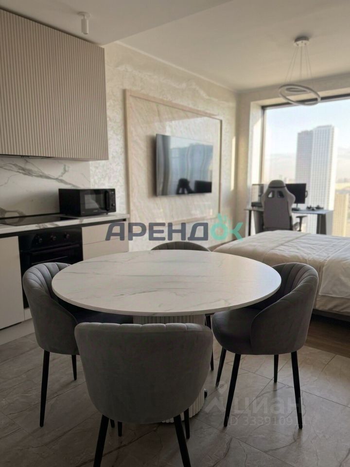 m. Dmitrovskaya: Apartment, studio