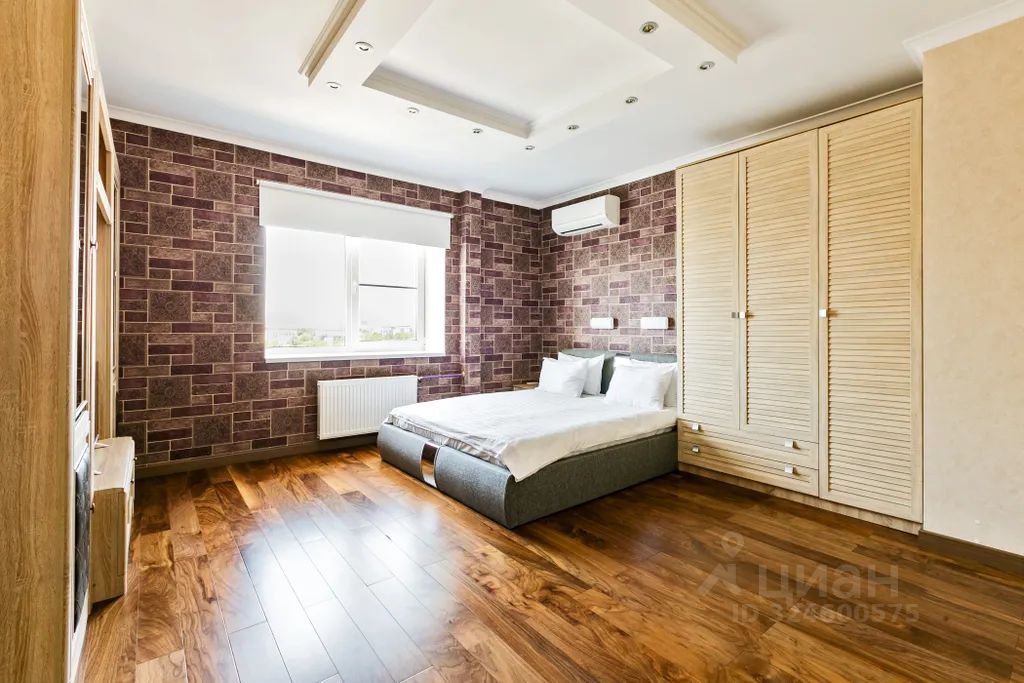 m. Khimki: Apartment, studio