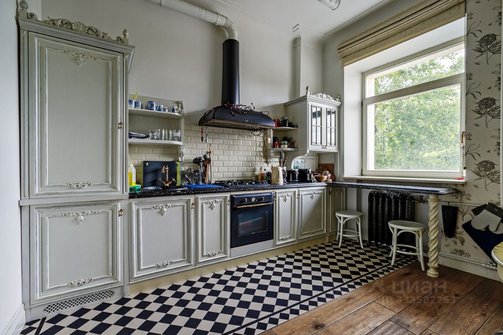 m. Kievskaya: Apartment, 2-rooms