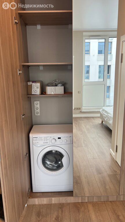 m. Kalitniki: Apartment, studio