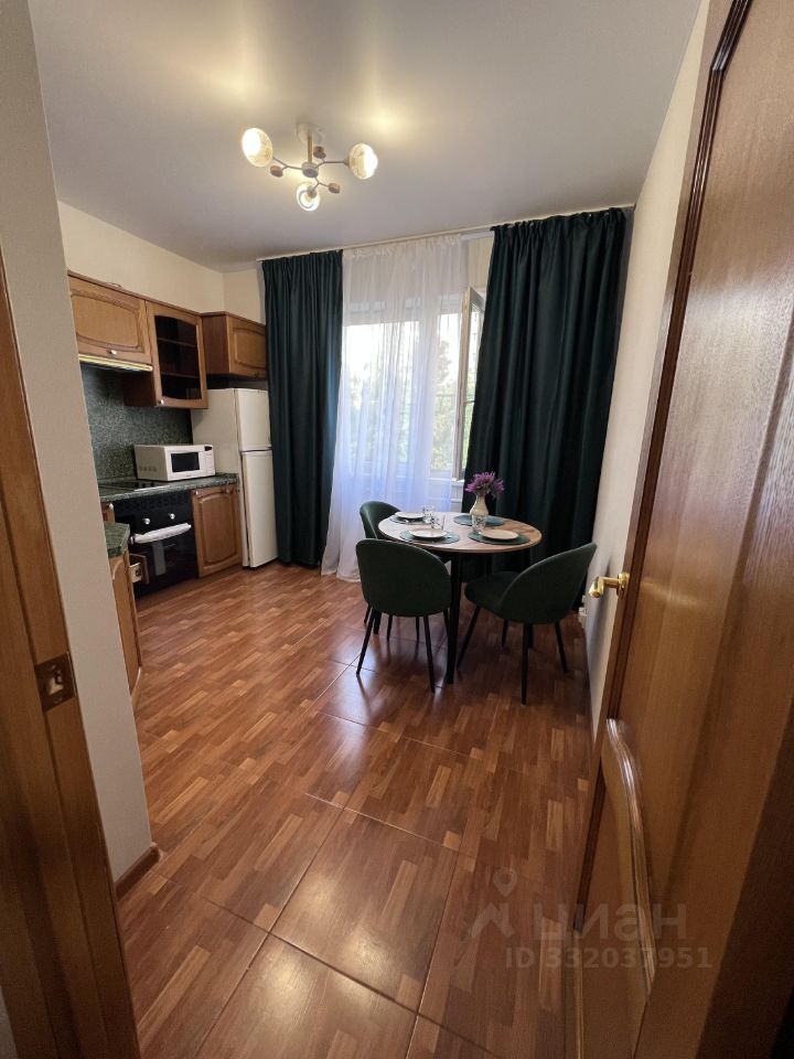 m. Slavyansky bulvar: Apartment, 1-rooms