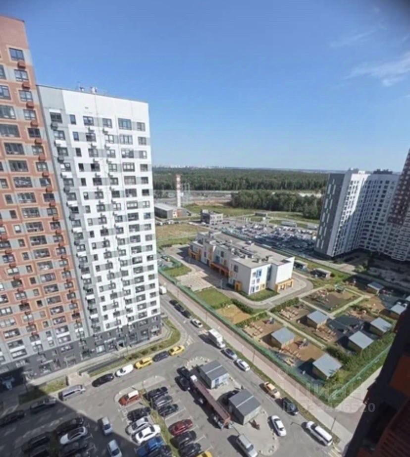 m. Bulvar Dmitriya Donskogo: Apartment, 2-rooms