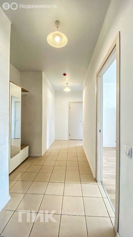 m. Molzhaninovo: Apartment, 2-rooms