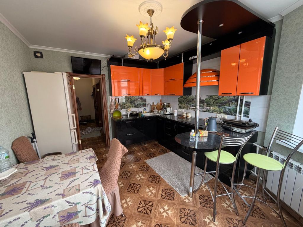 m. Scherbinka: Apartment, 3-rooms