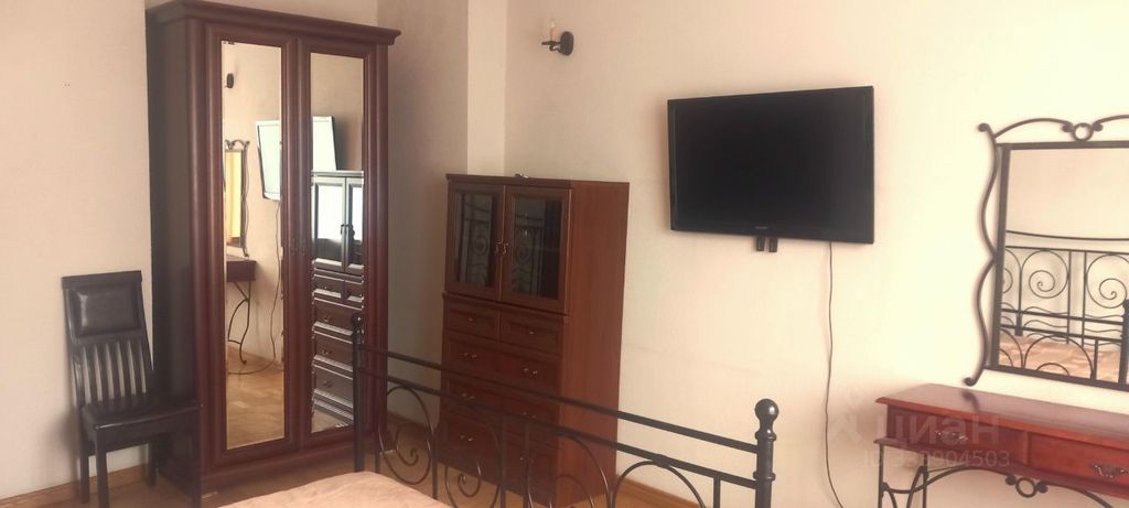 m. Mayakovskaya: Apartment, 2-rooms