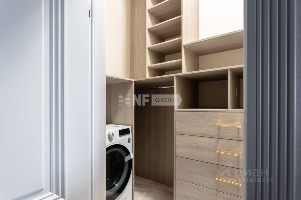 m. Ulitsa 1905 goda: Apartment, 3-rooms