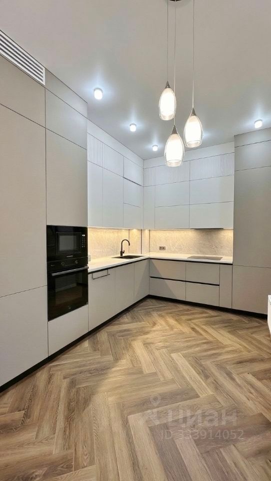 m. Ulitsa Sergeya Eyzenshteyna: Apartment, 2-rooms