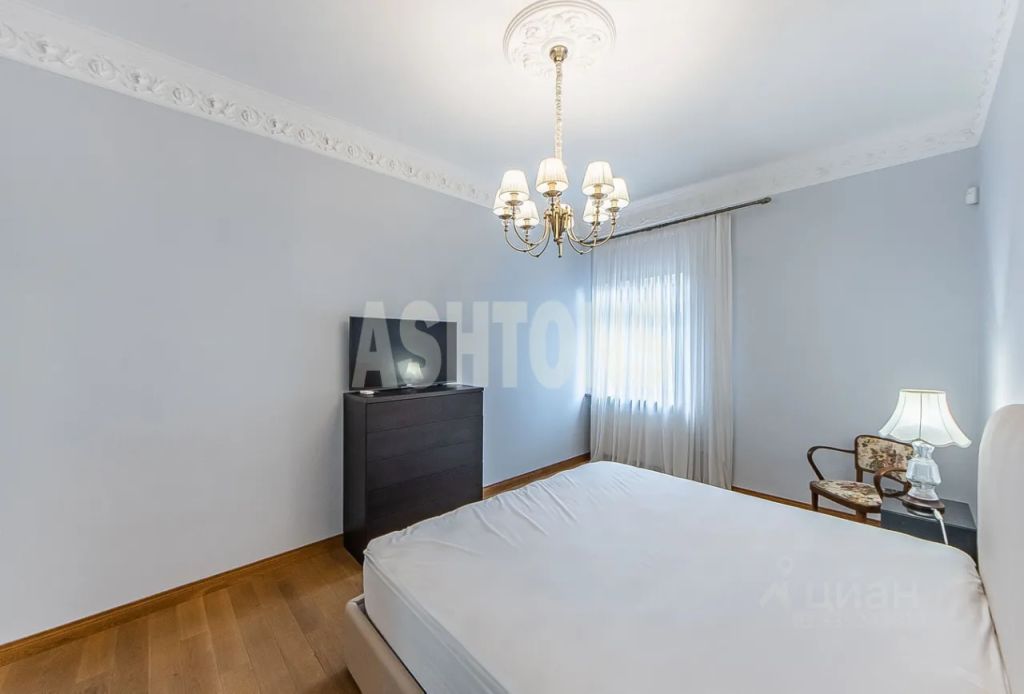 m. Park kultury: Apartment, 4-rooms